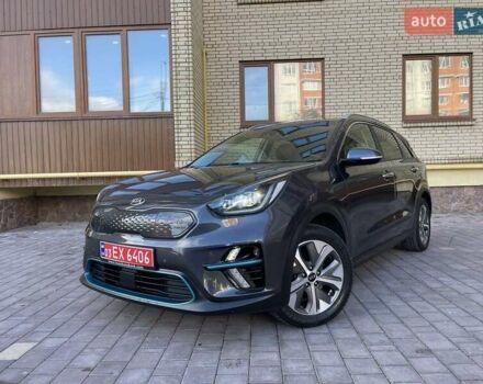 Серый Киа Niro, объемом двигателя 0 л и пробегом 125 тыс. км за 19250 $, фото 19 на Automoto.ua