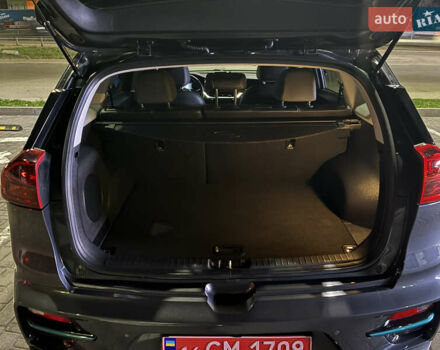 Серый Киа Niro, объемом двигателя 0 л и пробегом 116 тыс. км за 17999 $, фото 14 на Automoto.ua