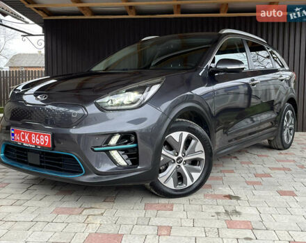 Серый Киа Niro, объемом двигателя 0 л и пробегом 127 тыс. км за 19750 $, фото 9 на Automoto.ua