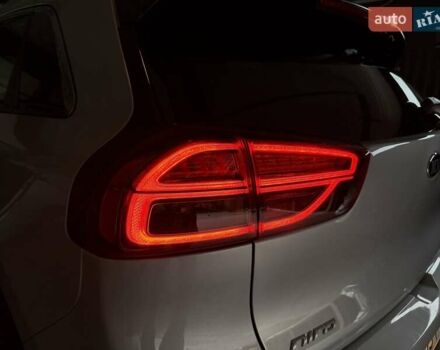 Сірий Кіа Niro, об'ємом двигуна 0 л та пробігом 71 тис. км за 21999 $, фото 97 на Automoto.ua