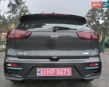 Киа Niro 2020 в Ирпене на Automoto.ua Серый Киа Niro, объемом двигателя 0 л и пробегом 99 тыс. км за 20490 $, фото 11 на Automoto.ua