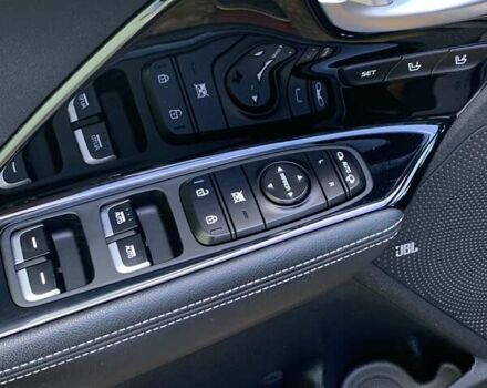 Сірий Кіа Niro, об'ємом двигуна 0 л та пробігом 73 тис. км за 18900 $, фото 10 на Automoto.ua