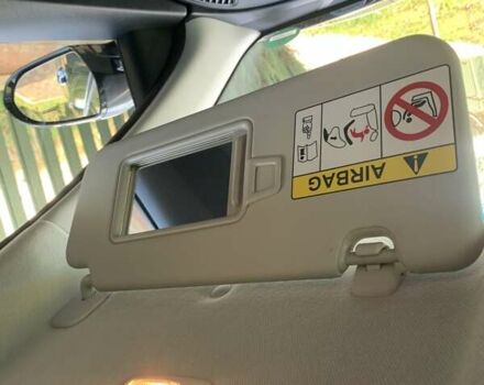 Сірий Кіа Niro, об'ємом двигуна 0 л та пробігом 73 тис. км за 18900 $, фото 33 на Automoto.ua