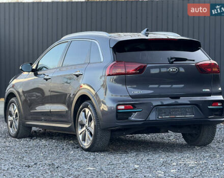 Сірий Кіа Niro, об'ємом двигуна 0 л та пробігом 102 тис. км за 18900 $, фото 13 на Automoto.ua