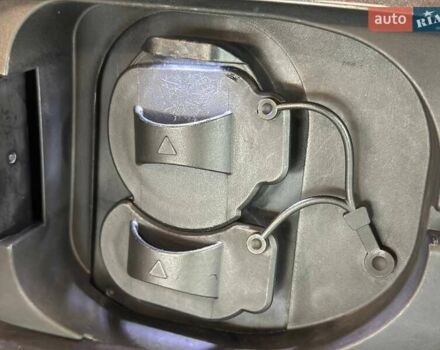 Сірий Кіа Niro, об'ємом двигуна 0 л та пробігом 155 тис. км за 19400 $, фото 11 на Automoto.ua