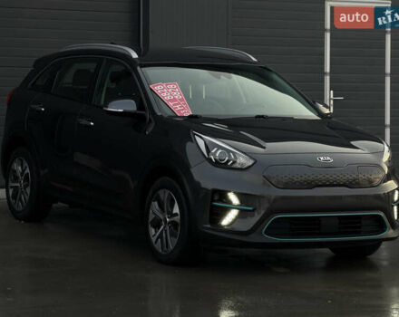 Серый Киа Niro, объемом двигателя 0 л и пробегом 164 тыс. км за 17550 $, фото 4 на Automoto.ua