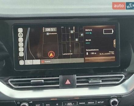 Серый Киа Niro, объемом двигателя 0 л и пробегом 160 тыс. км за 18950 $, фото 3 на Automoto.ua