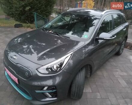 Киа Niro 2020 в Ирпене на Automoto.ua Серый Киа Niro, объемом двигателя 0 л и пробегом 99 тыс. км за 20490 $, фото 4 на Automoto.ua