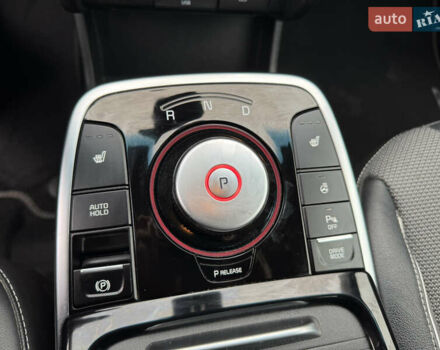 Серый Киа Niro, объемом двигателя 0 л и пробегом 158 тыс. км за 17750 $, фото 73 на Automoto.ua