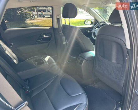 Серый Киа Niro, объемом двигателя 0 л и пробегом 143 тыс. км за 17900 $, фото 36 на Automoto.ua