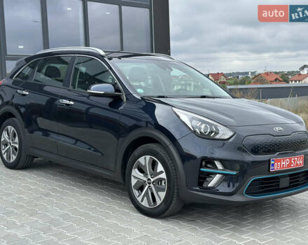 Серый Киа Niro, объемом двигателя 0 л и пробегом 128 тыс. км за 19400 $, фото 4 на Automoto.ua