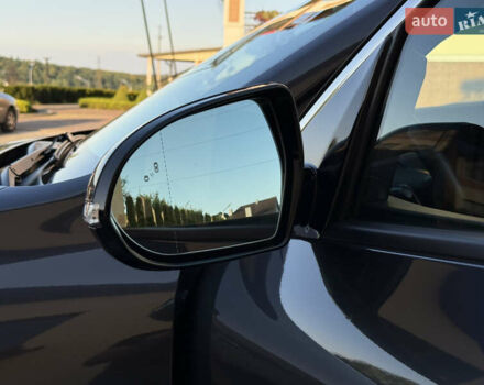 Серый Киа Niro, объемом двигателя 0 л и пробегом 145 тыс. км за 18800 $, фото 100 на Automoto.ua