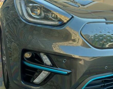 Серый Киа Niro, объемом двигателя 0 л и пробегом 49 тыс. км за 23000 $, фото 12 на Automoto.ua