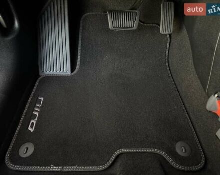 Сірий Кіа Niro, об'ємом двигуна 0 л та пробігом 135 тис. км за 17500 $, фото 43 на Automoto.ua