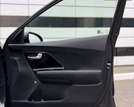 Серый Киа Niro, объемом двигателя 0 л и пробегом 147 тыс. км за 18800 $, фото 30 на Automoto.ua