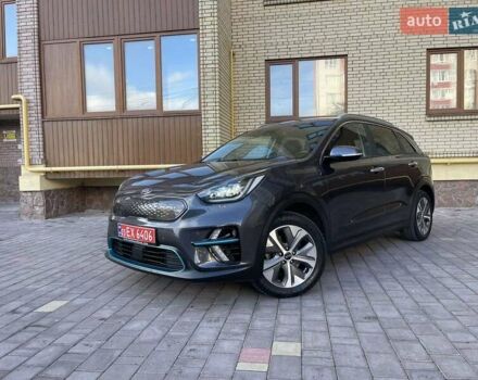 Серый Киа Niro, объемом двигателя 0 л и пробегом 125 тыс. км за 19250 $, фото 18 на Automoto.ua