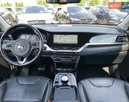 Киа Niro 2020 в Львове на Automoto.ua Серый Киа Niro, объемом двигателя 0 л и пробегом 116 тыс. км за 20800 $, фото 3 на Automoto.ua