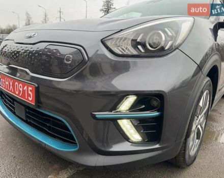 Серый Киа Niro, объемом двигателя 0 л и пробегом 158 тыс. км за 17750 $, фото 27 на Automoto.ua