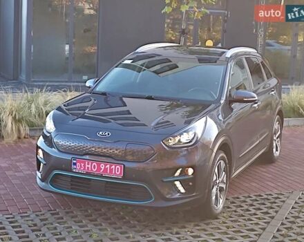 Киа Niro 2020 в Ровно на Automoto.ua Серый Киа Niro, объемом двигателя 0 л и пробегом 125 тыс. км за 19850 $, фото 93 на Automoto.ua