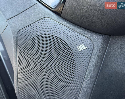 Серый Киа Niro, объемом двигателя 0 л и пробегом 85 тыс. км за 18999 $, фото 36 на Automoto.ua