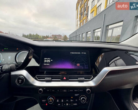 Серый Киа Niro, объемом двигателя 0 л и пробегом 109 тыс. км за 20500 $, фото 47 на Automoto.ua