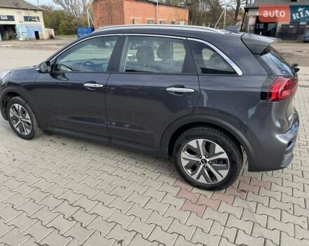 Серый Киа Niro, объемом двигателя 0 л и пробегом 149 тыс. км за 18200 $, фото 15 на Automoto.ua