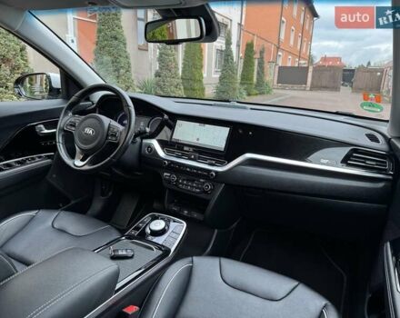 Сірий Кіа Niro, об'ємом двигуна 0 л та пробігом 118 тис. км за 19300 $, фото 113 на Automoto.ua