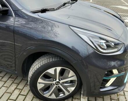 Серый Киа Niro, объемом двигателя 0 л и пробегом 85 тыс. км за 18750 $, фото 2 на Automoto.ua