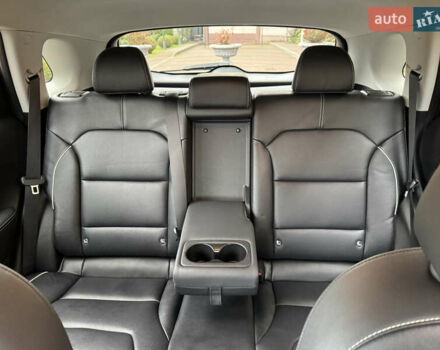 Серый Киа Niro, объемом двигателя 0 л и пробегом 118 тыс. км за 19350 $, фото 128 на Automoto.ua