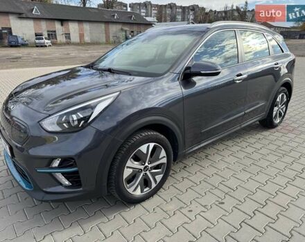 Серый Киа Niro, объемом двигателя 0 л и пробегом 149 тыс. км за 18200 $, фото 4 на Automoto.ua