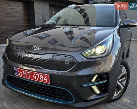 Серый Киа Niro, объемом двигателя 0 л и пробегом 144 тыс. км за 17250 $, фото 15 на Automoto.ua