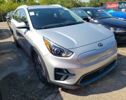 Сірий Кіа Niro, об'ємом двигуна 0 л та пробігом 76 тис. км за 13000 $, фото 2 на Automoto.ua