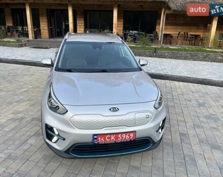 Серый Киа Niro, объемом двигателя 0 л и пробегом 72 тыс. км за 19750 $, фото 14 на Automoto.ua