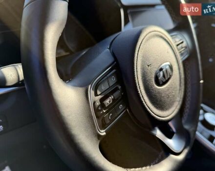 Серый Киа Niro, объемом двигателя 0 л и пробегом 57 тыс. км за 23299 $, фото 19 на Automoto.ua