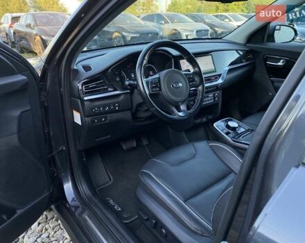 Сірий Кіа Niro, об'ємом двигуна 0 л та пробігом 88 тис. км за 22500 $, фото 19 на Automoto.ua