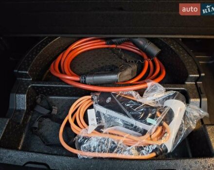 Серый Киа Niro, объемом двигателя 0 л и пробегом 150 тыс. км за 19300 $, фото 23 на Automoto.ua