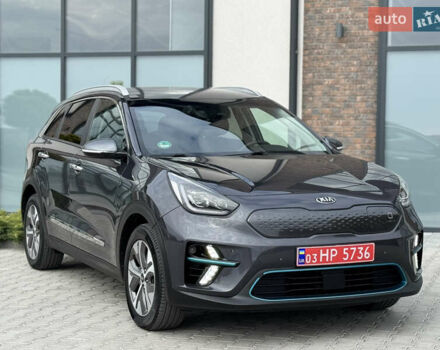 Серый Киа Niro, объемом двигателя 0 л и пробегом 139 тыс. км за 18900 $, фото 19 на Automoto.ua
