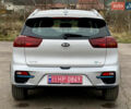 Серый Киа Niro, объемом двигателя 0 л и пробегом 95 тыс. км за 17200 $, фото 5 на Automoto.ua