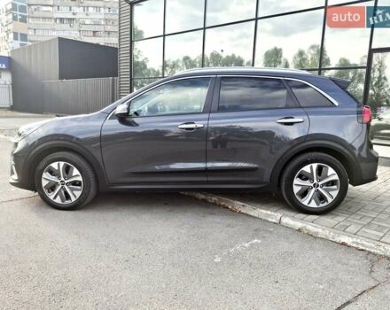Сірий Кіа Niro, об'ємом двигуна 0 л та пробігом 126 тис. км за 20900 $, фото 13 на Automoto.ua