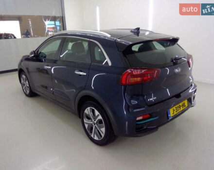 Серый Киа Niro, объемом двигателя 0 л и пробегом 108 тыс. км за 19900 $, фото 3 на Automoto.ua