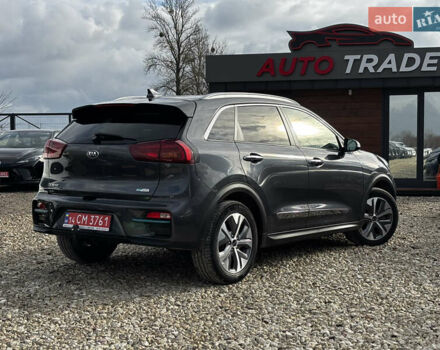 Серый Киа Niro, объемом двигателя 0 л и пробегом 110 тыс. км за 21200 $, фото 8 на Automoto.ua