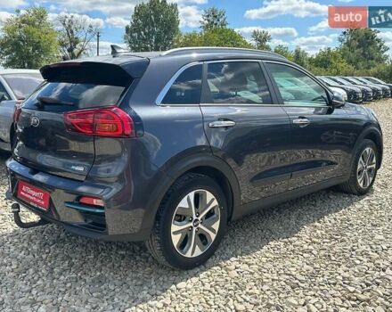 Сірий Кіа Niro, об'ємом двигуна 0 л та пробігом 97 тис. км за 22600 $, фото 13 на Automoto.ua