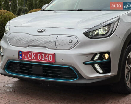 Серый Киа Niro, объемом двигателя 0 л и пробегом 118 тыс. км за 19350 $, фото 32 на Automoto.ua
