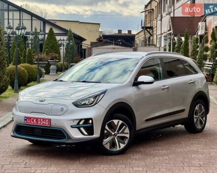 Сірий Кіа Niro, об'ємом двигуна 0 л та пробігом 118 тис. км за 19300 $, фото 9 на Automoto.ua