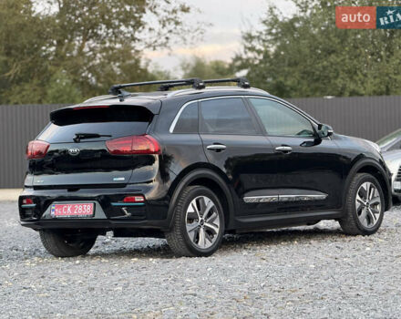 Сірий Кіа Niro, об'ємом двигуна 0 л та пробігом 102 тис. км за 18900 $, фото 5 на Automoto.ua