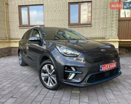 Серый Киа Niro, объемом двигателя 0 л и пробегом 125 тыс. км за 19250 $, фото 9 на Automoto.ua