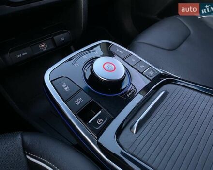 Сірий Кіа Niro, об'ємом двигуна 0 л та пробігом 88 тис. км за 22500 $, фото 36 на Automoto.ua