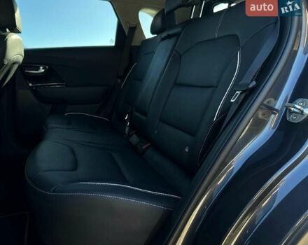 Сірий Кіа Niro, об'ємом двигуна 0 л та пробігом 58 тис. км за 23400 $, фото 80 на Automoto.ua