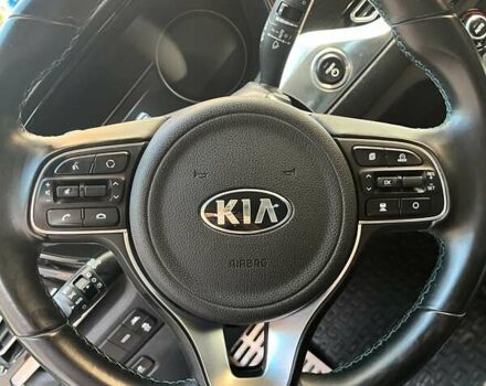 Серый Киа Niro, объемом двигателя 0 л и пробегом 112 тыс. км за 18900 $, фото 17 на Automoto.ua