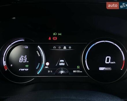 Сірий Кіа Niro, об'ємом двигуна 0 л та пробігом 88 тис. км за 22500 $, фото 27 на Automoto.ua